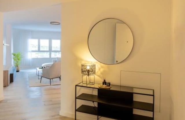 4 makuuhuone Huoneisto myytävänä paikassa Rodeo Alto - Guadaiza - La Campana, Marbella mukana uima-altaan 
autotalli - 675 000 € (Ref: 9013709)