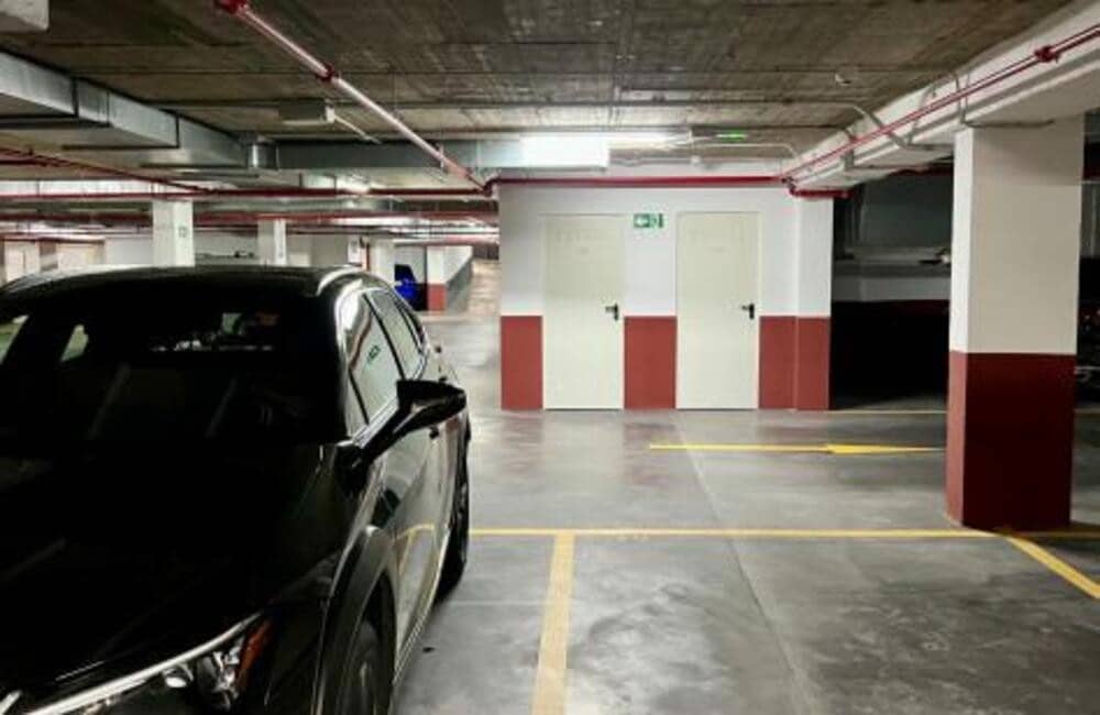 4 makuuhuone Huoneisto myytävänä paikassa Marbella mukana uima-altaan 
autotalli - 675 000 € (Ref: 9013709)