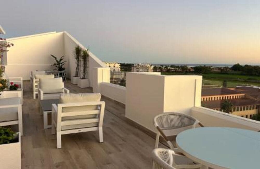 4 makuuhuone Huoneisto myytävänä paikassa Marbella mukana uima-altaan 
autotalli - 675 000 € (Ref: 9013709)