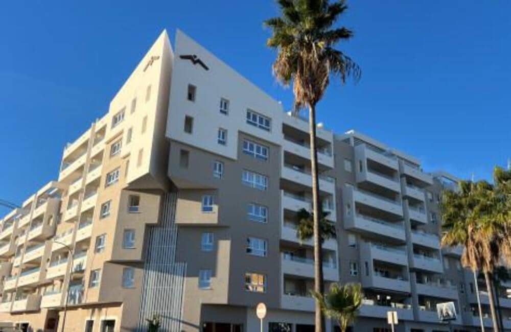 4 makuuhuone Huoneisto myytävänä paikassa Marbella mukana uima-altaan 
autotalli - 675 000 € (Ref: 9013709)