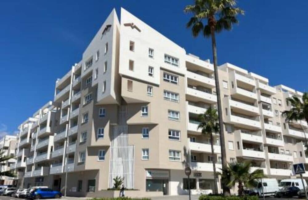 4 makuuhuone Huoneisto myytävänä paikassa Marbella mukana uima-altaan 
autotalli - 675 000 € (Ref: 9013709)