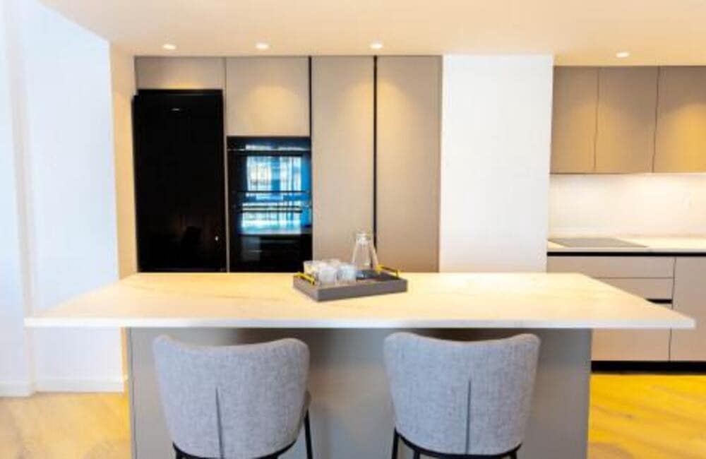 4 slaapkamer Appartement te koop in Marbella met zwembad garage - € 675.000 (Ref: 9013709)
