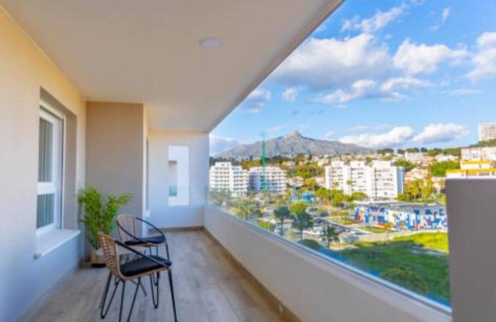 4 slaapkamer Appartement te koop in Marbella met zwembad garage - € 675.000 (Ref: 9013709)