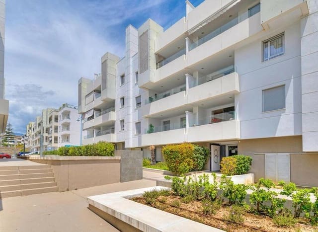 3 soverom Penthouse til salgs i Nueva Alcántara, Marbella med svømmebasseng garasje - € 790 000 (Ref: 9017201)