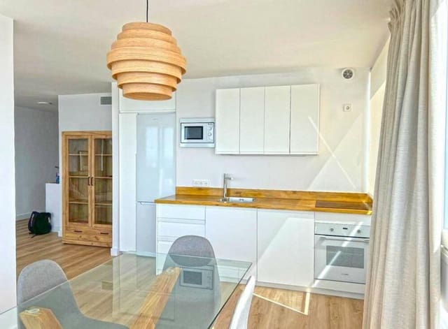 2 bedroom Apartment for rent in Playa de Fontanilla, Marbella - € 2,750 (Ref: 9017204)