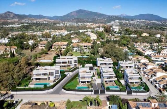3 soveværelse Villa til salg i Nueva Atalaya, Estepona med swimmingpool garage - € 1.530.000 (Ref: 9020635)