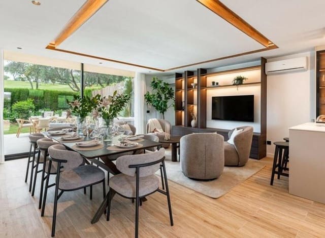 4 chambre Maison de Ville à vendre à Las Brisas, Marbella avec garage - 899 000 € (Ref: 9026266)