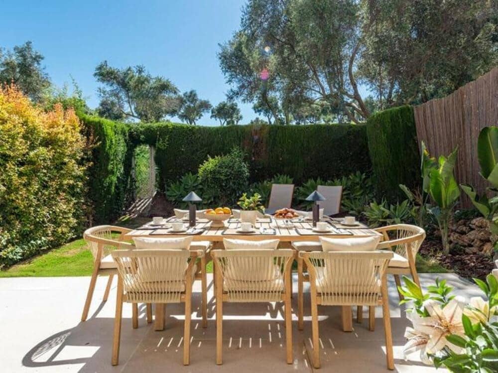 4 soveværelse Byhus til salg i Nueva Andalucia med garage - € 899.000 (Ref: 9026266)