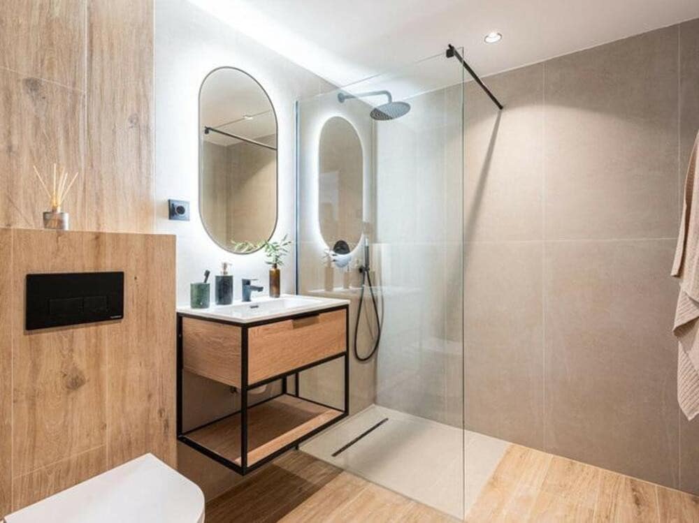 4 soveværelse Byhus til salg i Nueva Andalucia med garage - € 899.000 (Ref: 9026266)