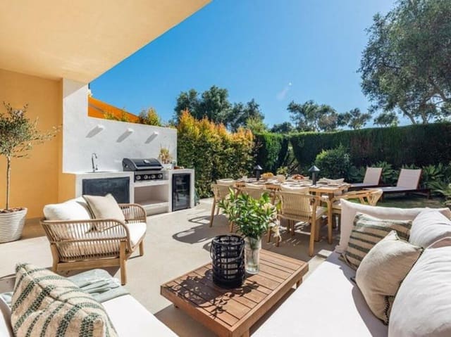 4 chambre Maison de Ville à vendre à Las Brisas, Marbella avec garage - 899 000 € (Ref: 9026266)