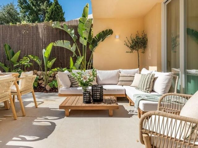4 chambre Maison de Ville à vendre à Las Brisas, Marbella avec garage - 899 000 € (Ref: 9026266)