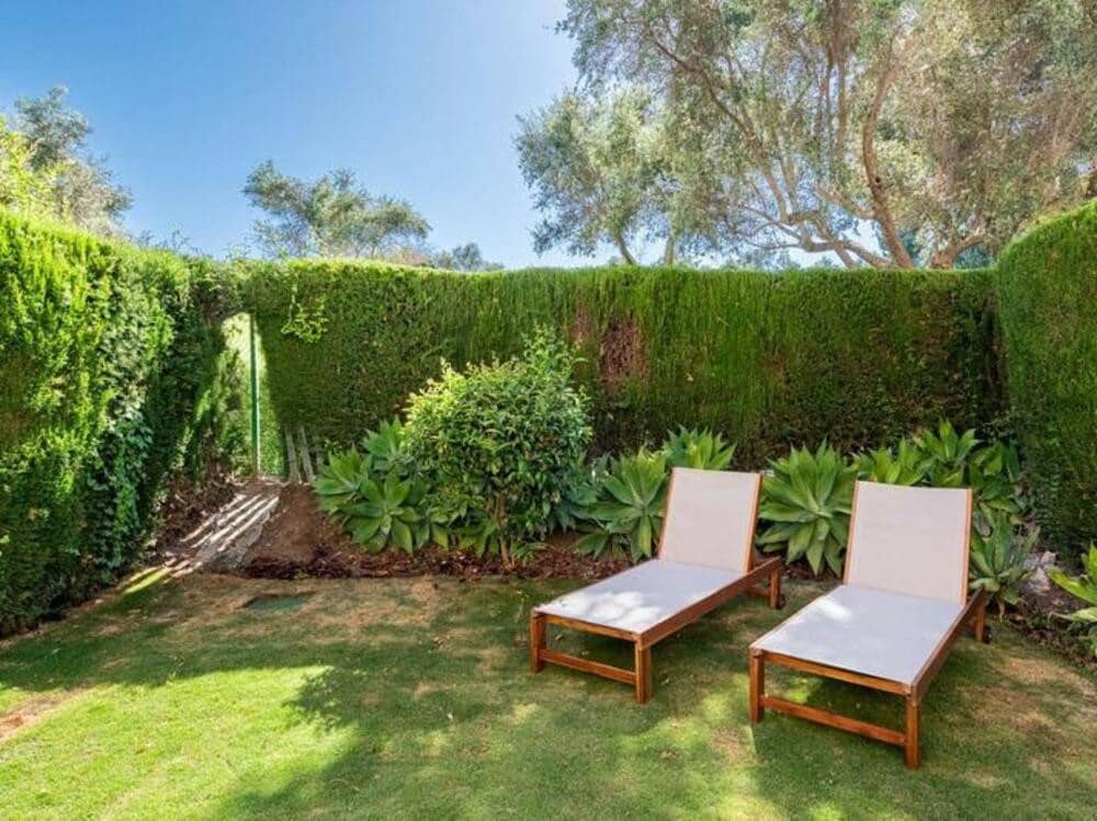 4 soveværelse Byhus til salg i Nueva Andalucia med garage - € 899.000 (Ref: 9026266)