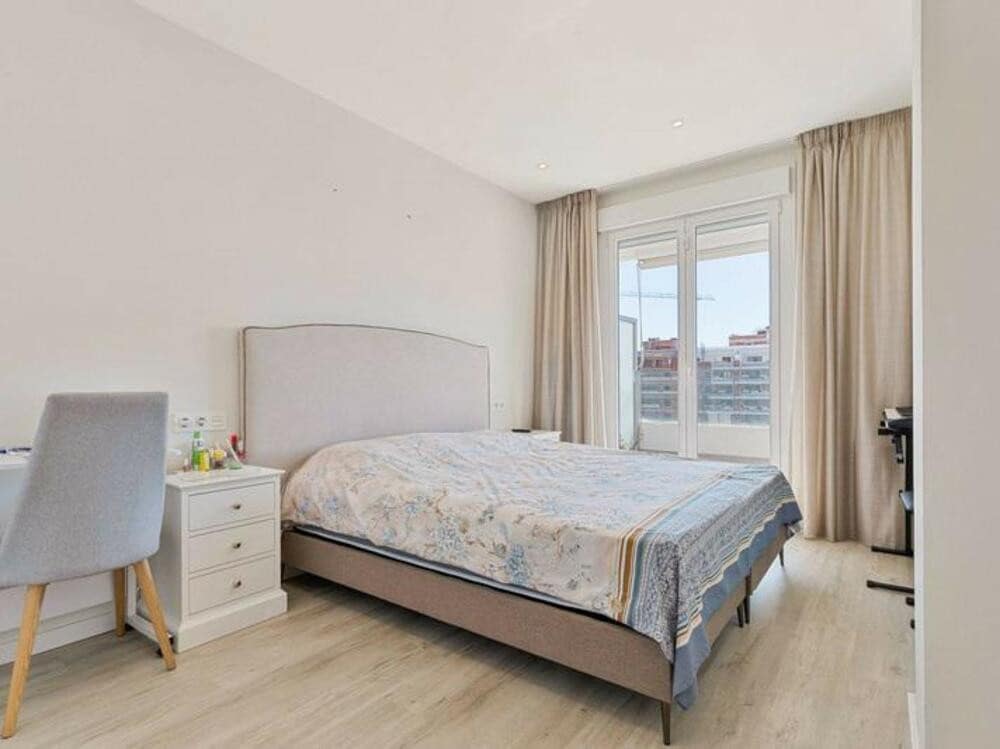 3 chambre Appartement à vendre à Marbella avec piscine garage - 475 000 € (Ref: 9028996)