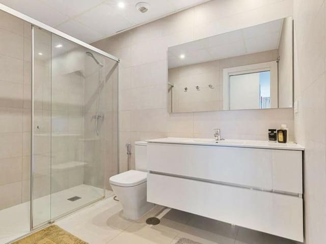 3 sypialnia Apartament na sprzedaż w Playa Bajadilla - Puertos, Marbella z basenem garażem - 475 000 € (Ref: 9028996)