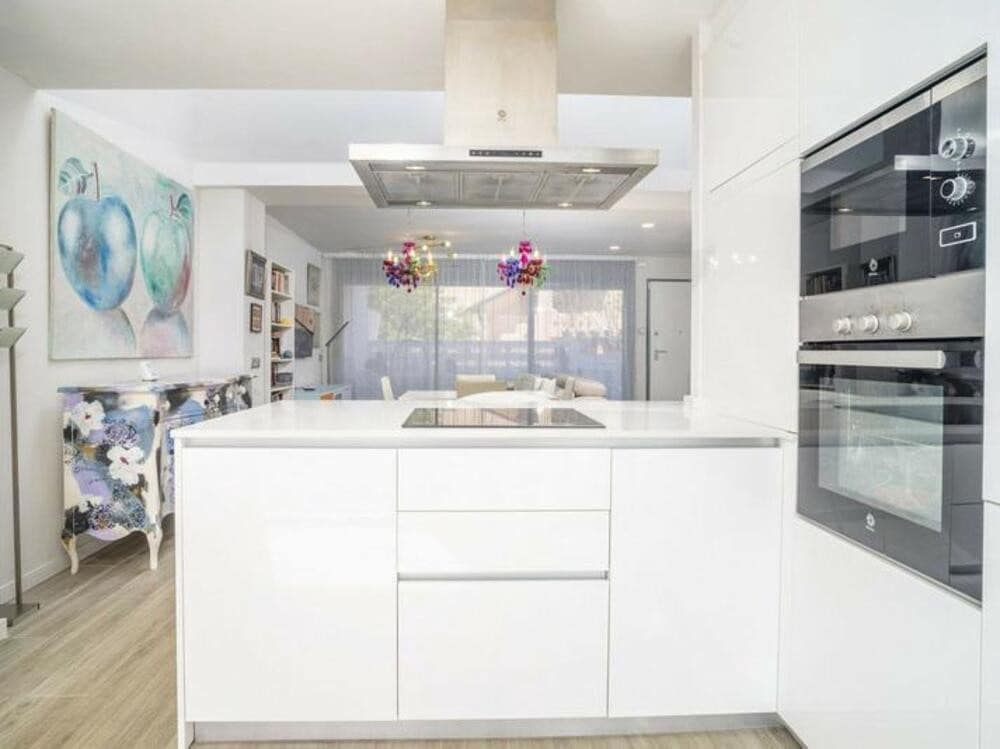 3 soveværelse Byhus til salg i Cancelada med swimmingpool garage - € 585.000 (Ref: 9028998)