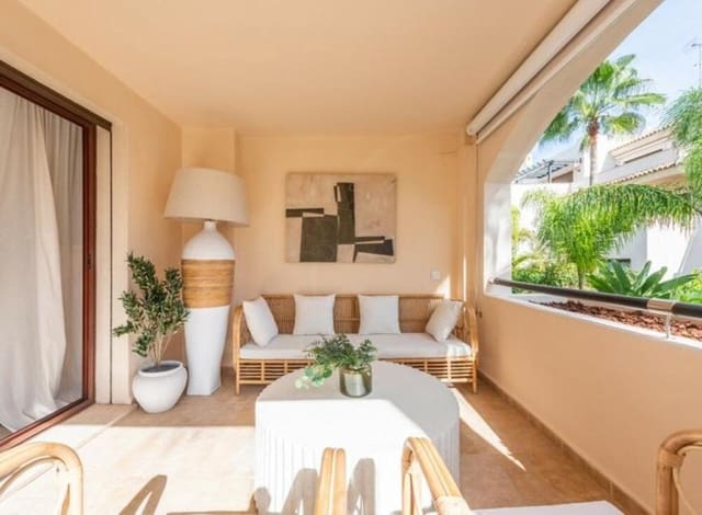 2 soverom Leilighet til salgs i Nueva Andalucía Centro, Marbella med svømmebasseng garasje - € 581 000 (Ref: 9031151)