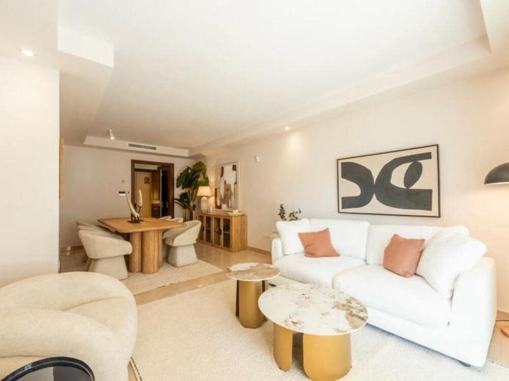 2 makuuhuone Huoneisto myytävänä paikassa Marbella mukana uima-altaan 
autotalli - 581 000 € (Ref: 9031151)