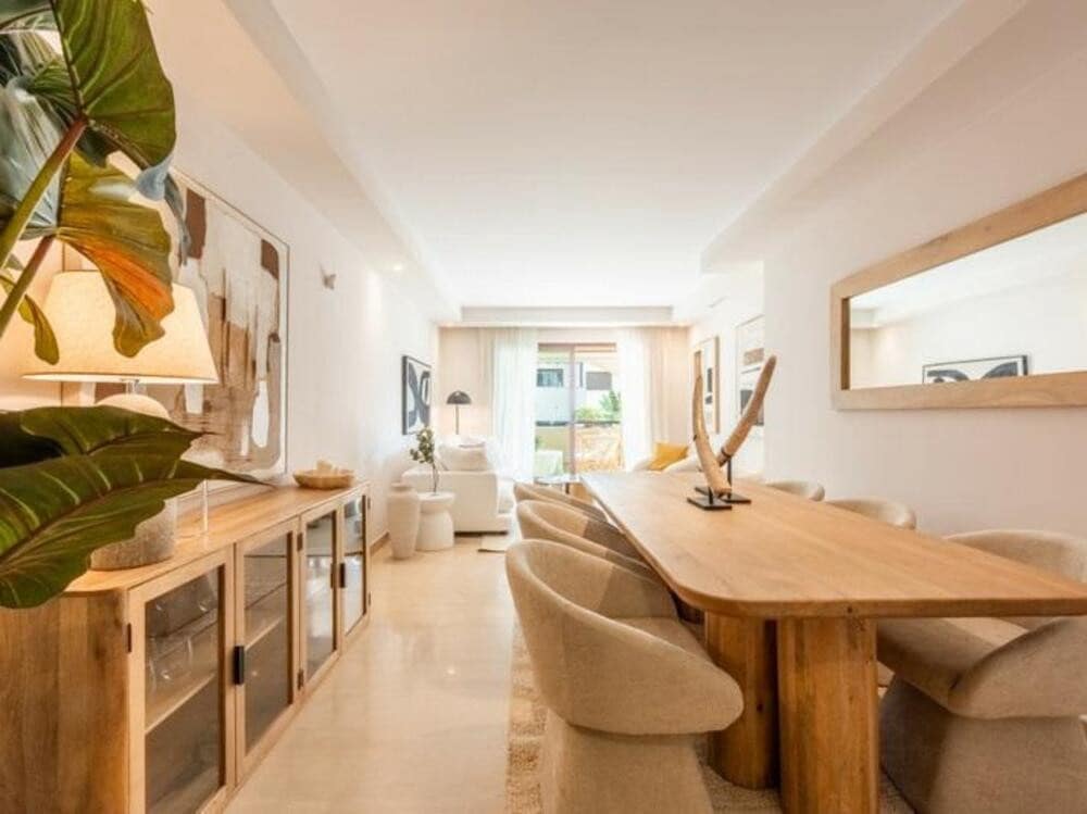 2 makuuhuone Huoneisto myytävänä paikassa Marbella mukana uima-altaan 
autotalli - 581 000 € (Ref: 9031151)