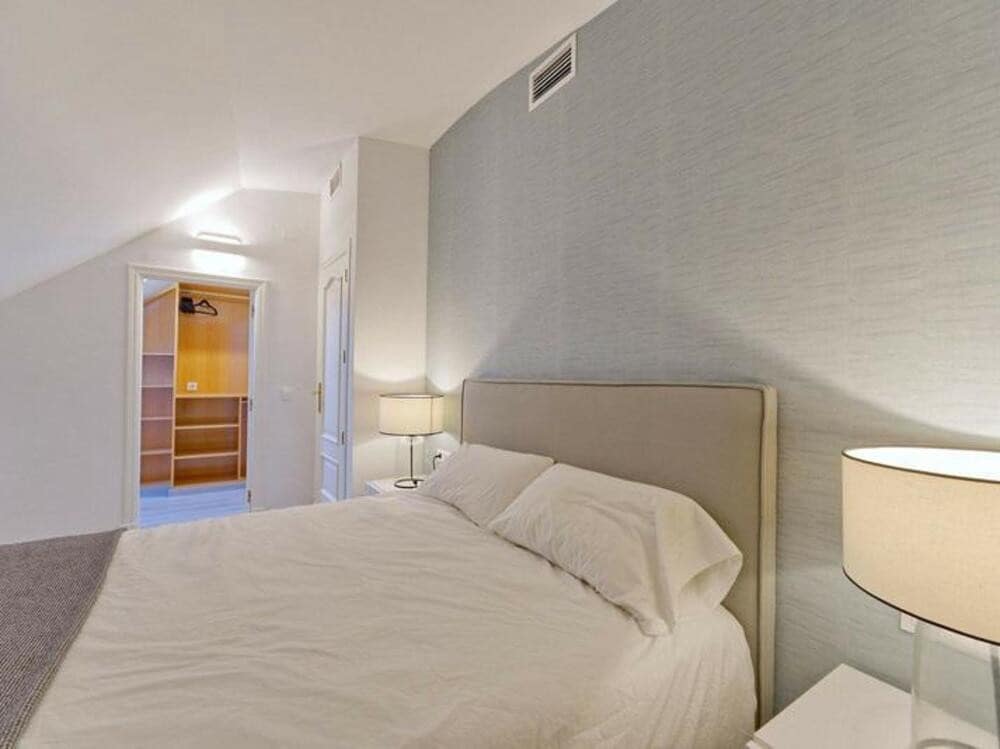 3 soveværelse Lejlighed til leje i Los Arqueros - € 2.200 (Ref: 9034027)