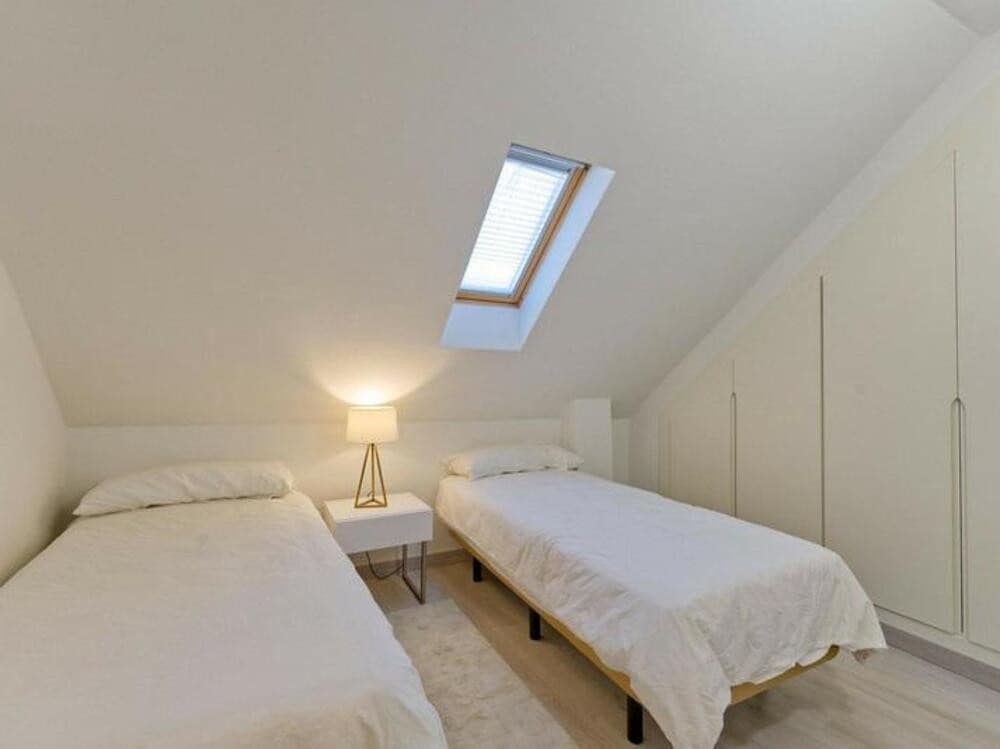 3 soveværelse Lejlighed til leje i Los Arqueros - € 2.200 (Ref: 9034027)