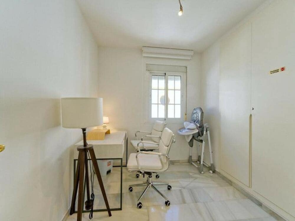 3 soveværelse Lejlighed til leje i Los Arqueros - € 2.200 (Ref: 9034027)