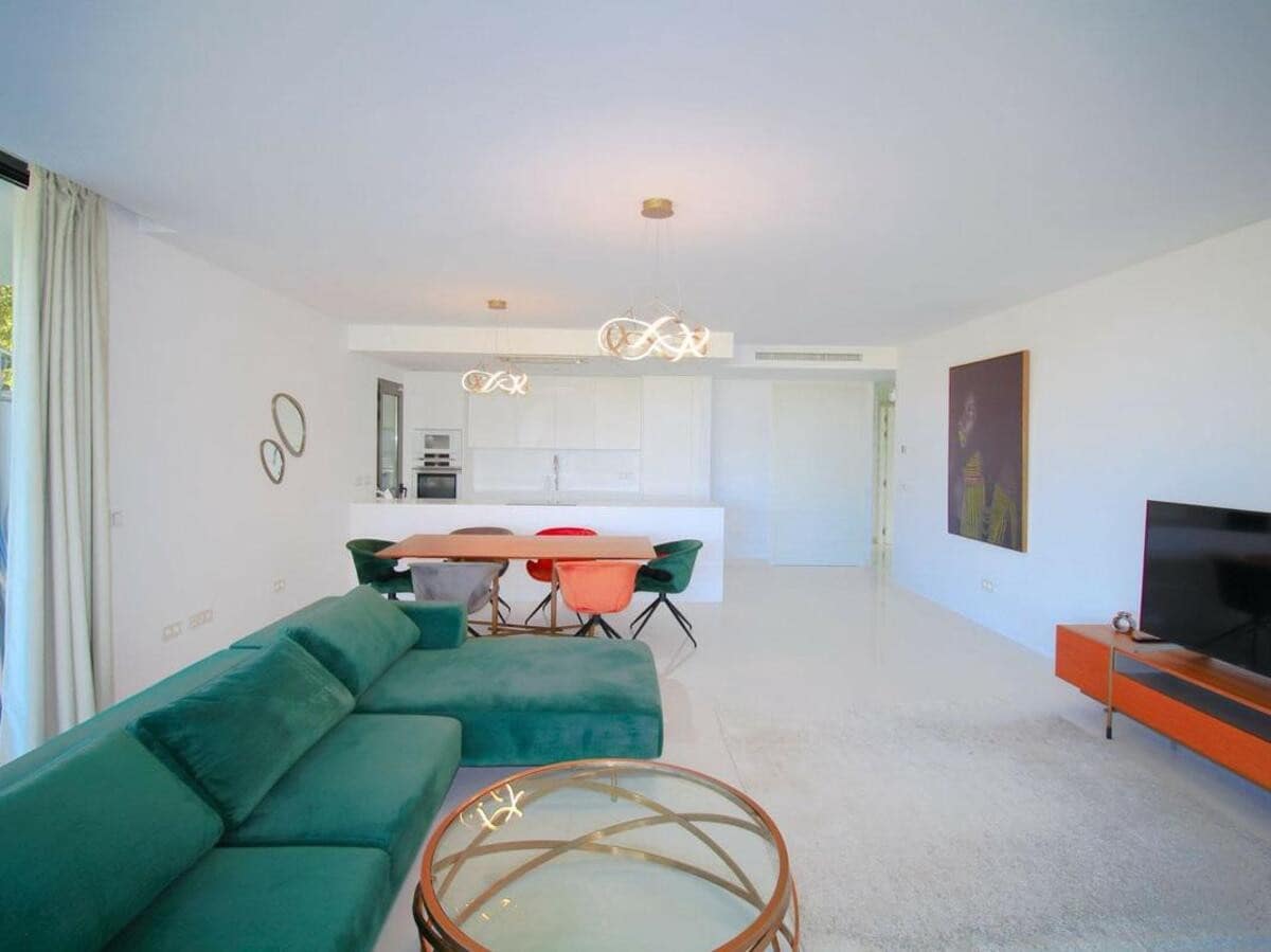 3 camera da letto Appartamento da affitare come casa vacanza in Estepona con piscina garage - 3.500 € (Rif: 9034028)