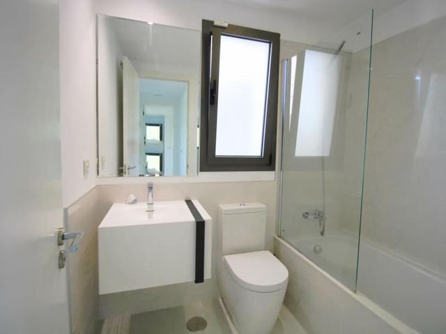 3 camera da letto Appartamento da affitare come casa vacanza in Nueva Atalaya, Estepona con piscina garage - 3.500 € (Rif: 9034028)