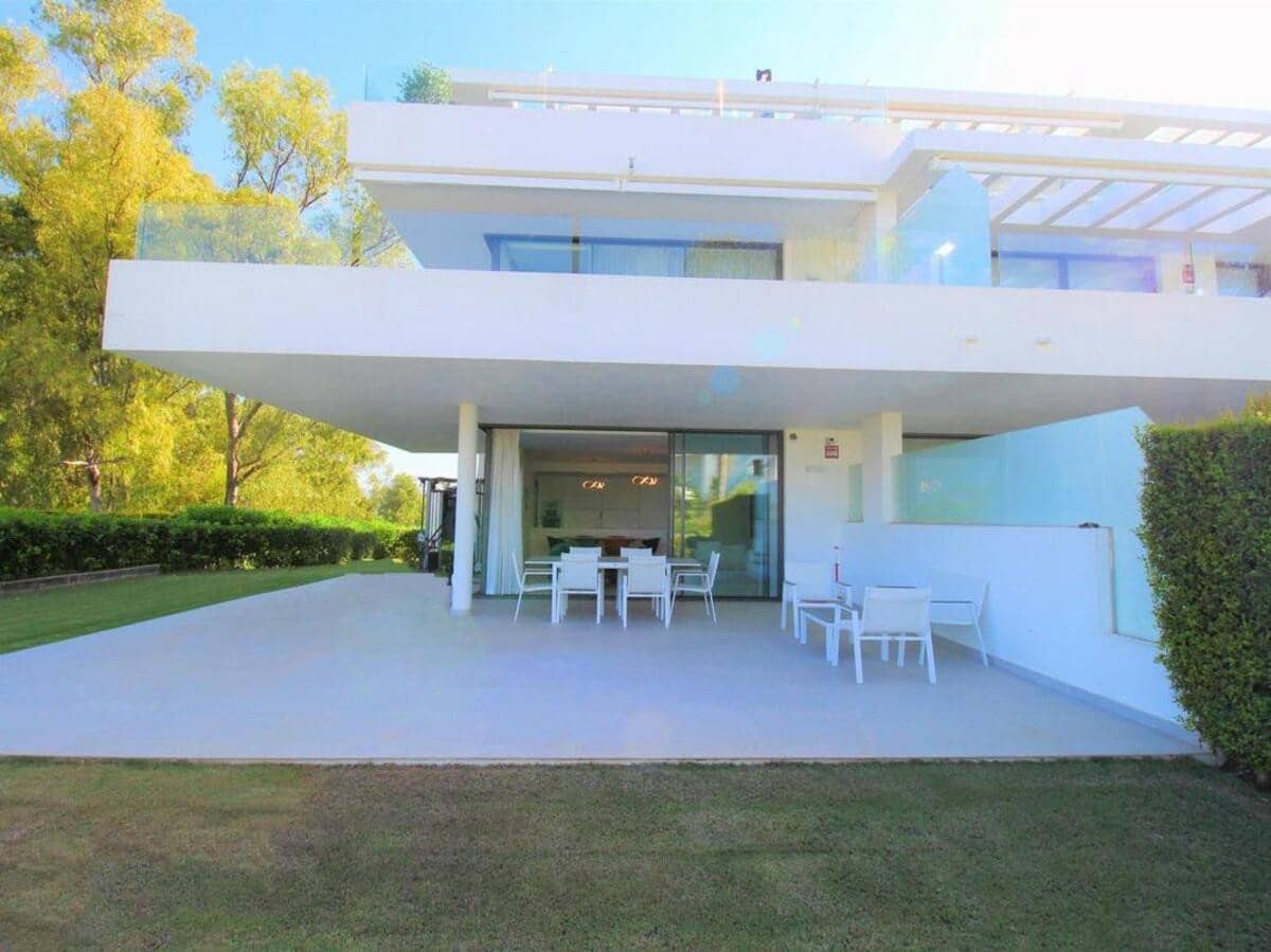 3 camera da letto Appartamento da affitare come casa vacanza in Estepona con piscina garage - 3.500 € (Rif: 9034028)