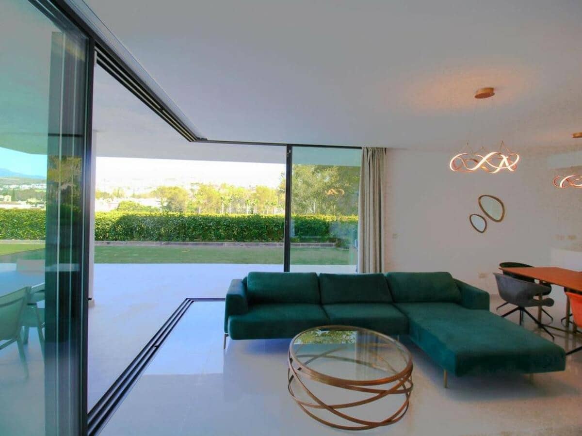 3 camera da letto Appartamento da affitare come casa vacanza in Estepona con piscina garage - 3.500 € (Rif: 9034028)