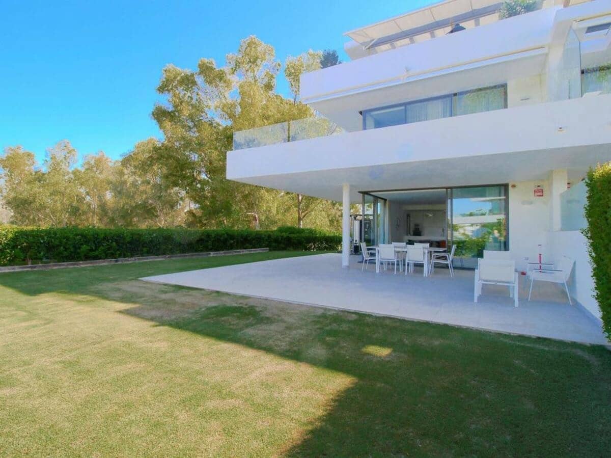 3 camera da letto Appartamento da affitare come casa vacanza in Estepona con piscina garage - 3.500 € (Rif: 9034028)