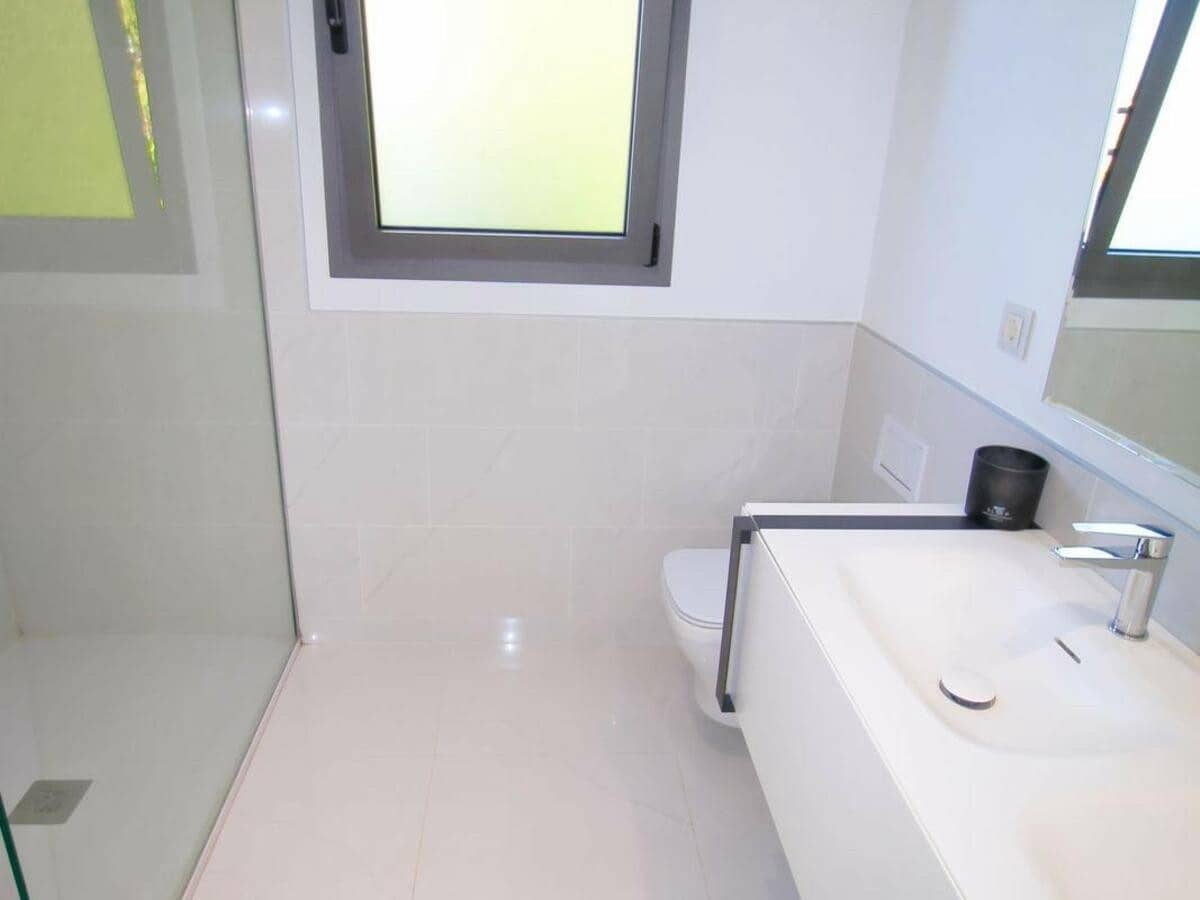 3 camera da letto Appartamento da affitare come casa vacanza in Estepona con piscina garage - 3.500 € (Rif: 9034028)