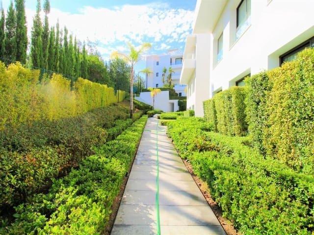 3 camera da letto Appartamento da affitare come casa vacanza in Nueva Atalaya, Estepona con piscina garage - 3.500 € (Rif: 9034028)