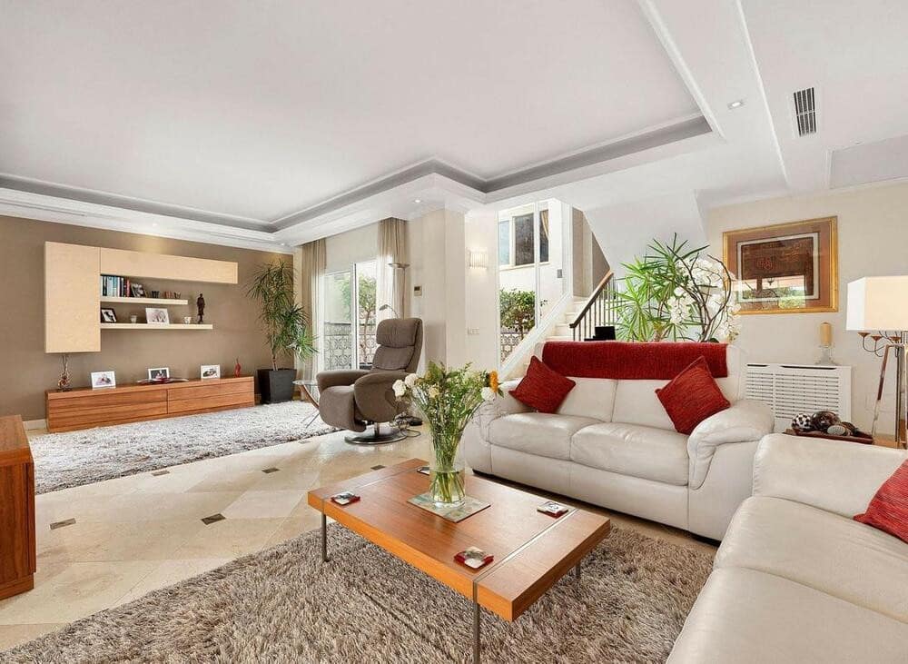 3 makuuhuone Omakotitalo myytävänä paikassa Marbella mukana uima-altaan - 1 250 000 € (Ref: 9034029)