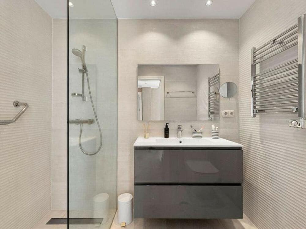 3 makuuhuone Omakotitalo myytävänä paikassa Marbella mukana uima-altaan - 1 250 000 € (Ref: 9034029)