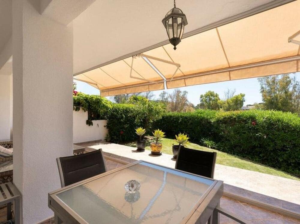 3 makuuhuone Omakotitalo myytävänä paikassa Marbella mukana uima-altaan - 1 250 000 € (Ref: 9034029)