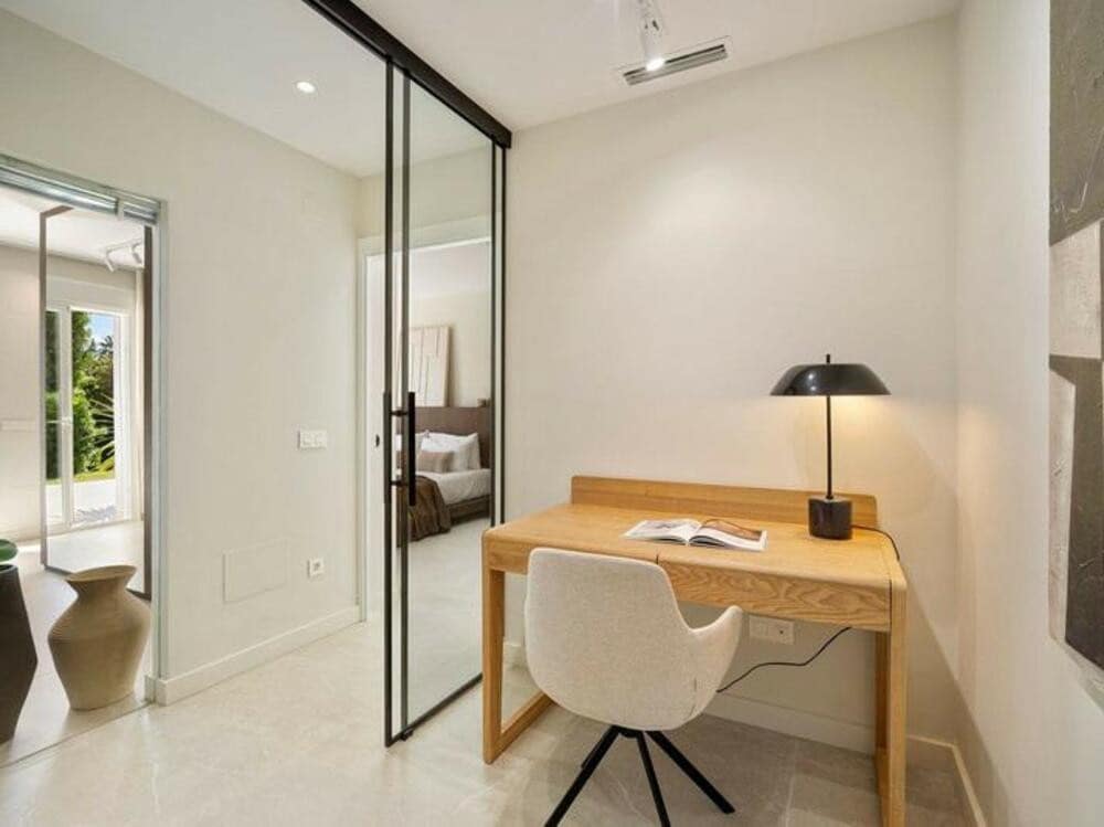 4 soveværelse Byhus til salg i Marbella med swimmingpool - € 1.475.000 (Ref: 9034030)