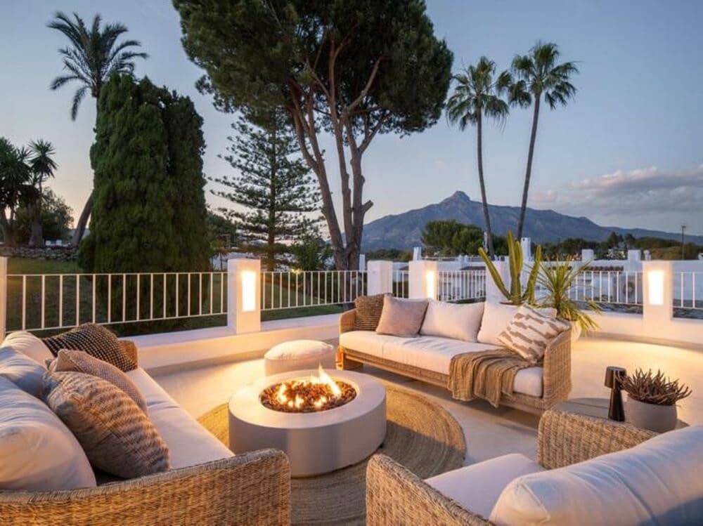 4 soveværelse Byhus til salg i Marbella med swimmingpool - € 1.475.000 (Ref: 9034030)