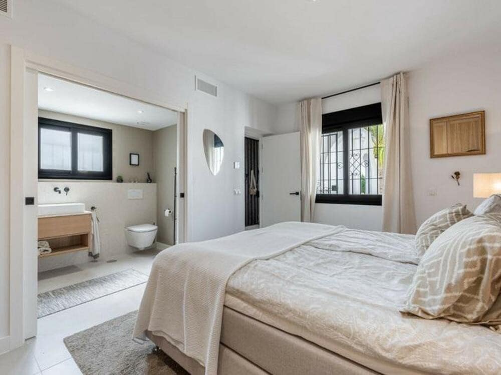 2 sovrum Takvåning till salu i Nueva Andalucia med pool - 799 000 € (Ref: 9034032)