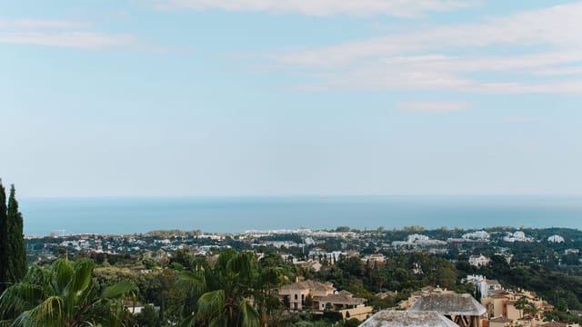 Casa de 3 habitaciones en Los Arqueros, Benahavís en venta con piscina garaje - 750.000 € (Ref: 9034035)