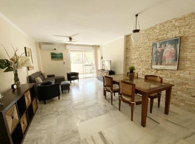3 bedroom Apartment for sale in Valdeolletas - Las Cancelas - Xarblanca, Marbella with pool garage - € 450,000 (Ref: 9036234)