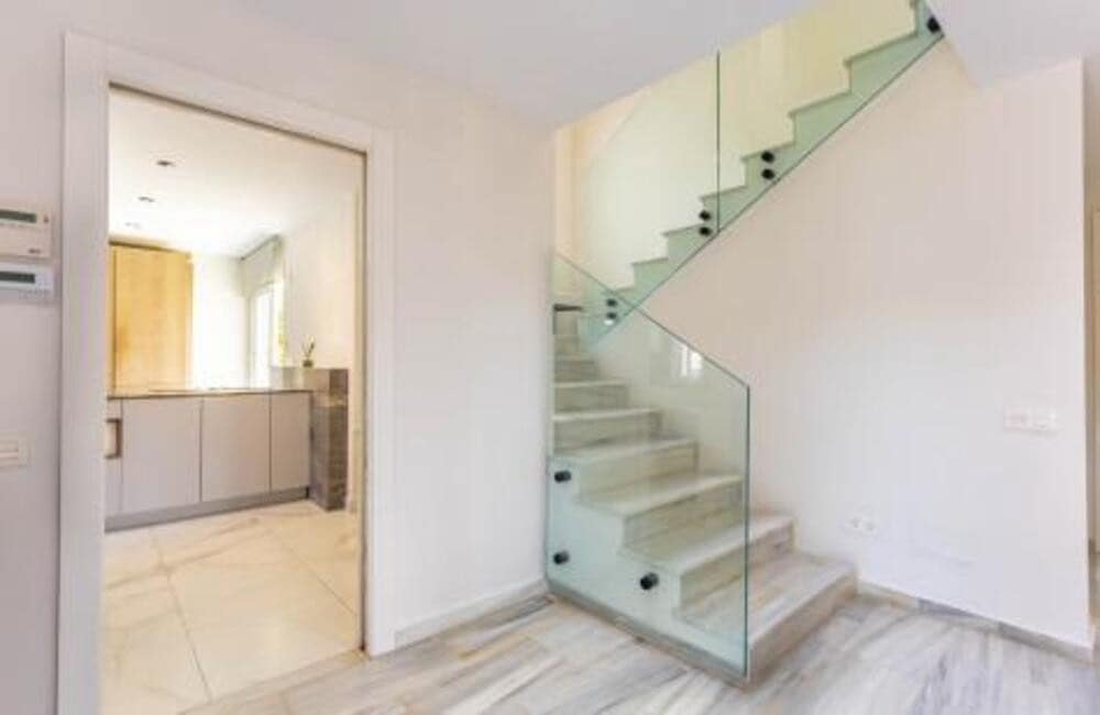 5 camera da letto Villa da affittare in Marbella con piscina - 12.000 € (Rif: 9041951)