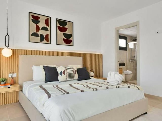 3 bedroom Penthouse for sale in Atalaya-Isdabe, Estepona with pool garage - € 999,000 (Ref: 9041953)