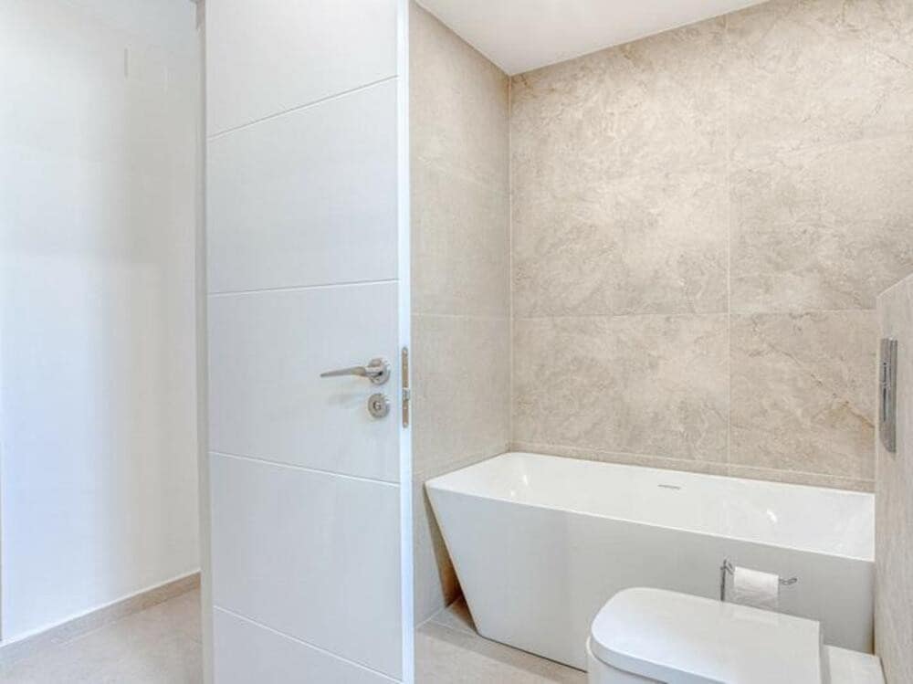 4 Zimmer Apartment zu verkaufen in San Pedro de Alcantara mit Pool Garage - 750.000 € (Ref: 9041954)
