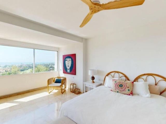 3 slaapkamer Penthouse te koop in Guadalmina Alta, Marbella met zwembad garage - € 1.350.000 (Ref: 9041955)