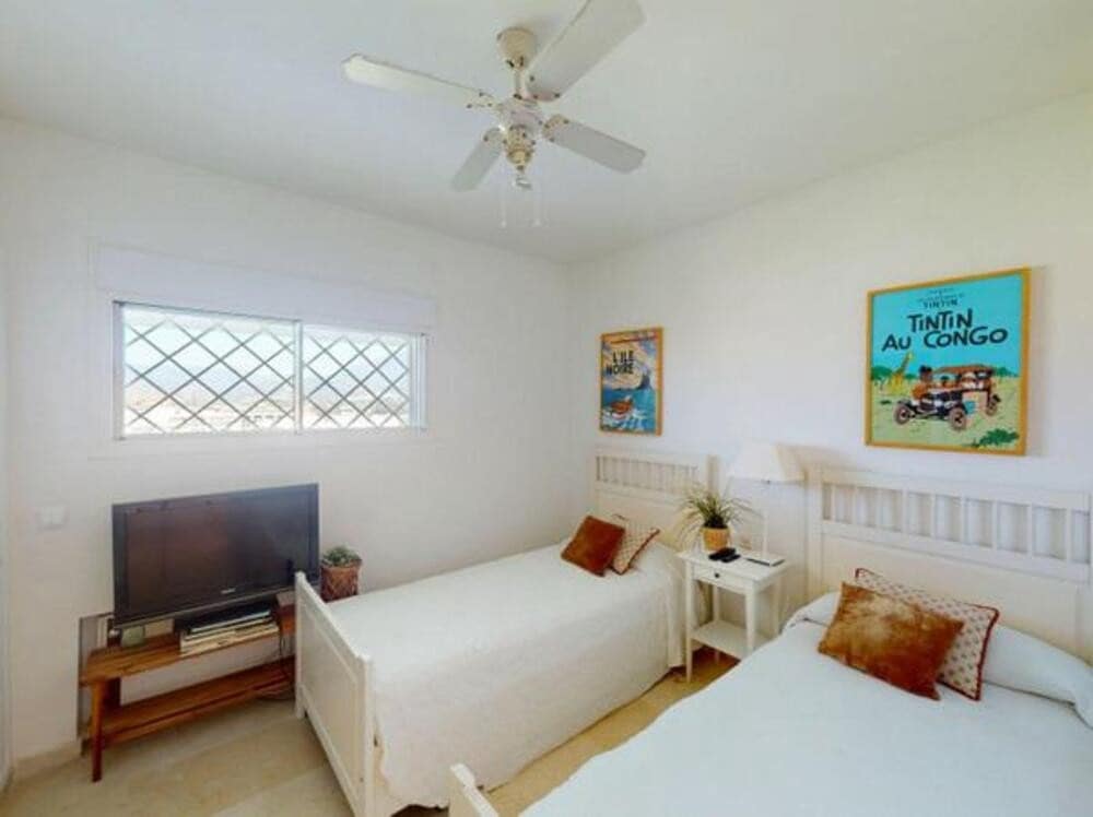 3 chambre Penthouse à vendre à Guadalmina avec piscine garage - 1 350 000 € (Ref: 9041955)