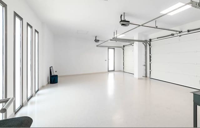 5 camera da letto Villa da affittare in El Paraiso, Estepona con piscina garage - 16.800 € (Rif: 9050666)