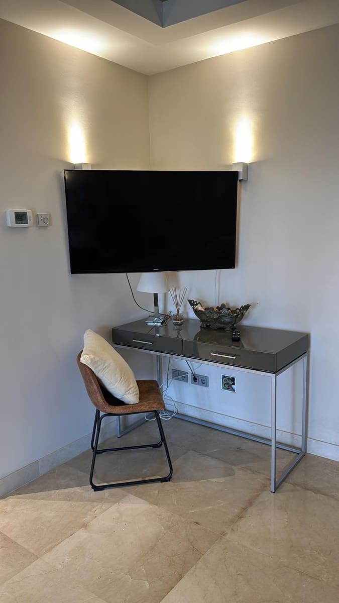 5 Zimmer Villa zu vermieten in El Paraiso mit Pool Garage - 16.800 € (Ref: 9050666)