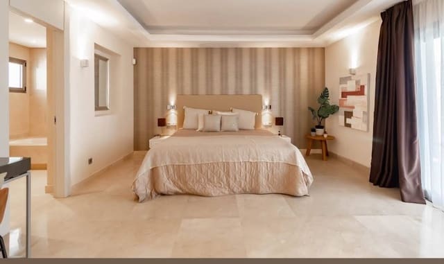 5 camera da letto Villa da affittare in El Paraiso, Estepona con piscina garage - 16.800 € (Rif: 9050666)