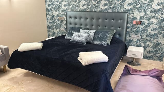 5 camera da letto Villa da affittare in El Paraiso, Estepona con piscina garage - 16.800 € (Rif: 9050666)