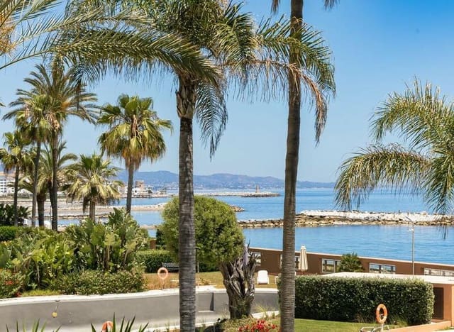 2 bedroom Apartment for rent in Puerto Banus, Marbella with pool garage - € 7,000 (Ref: 9057270)